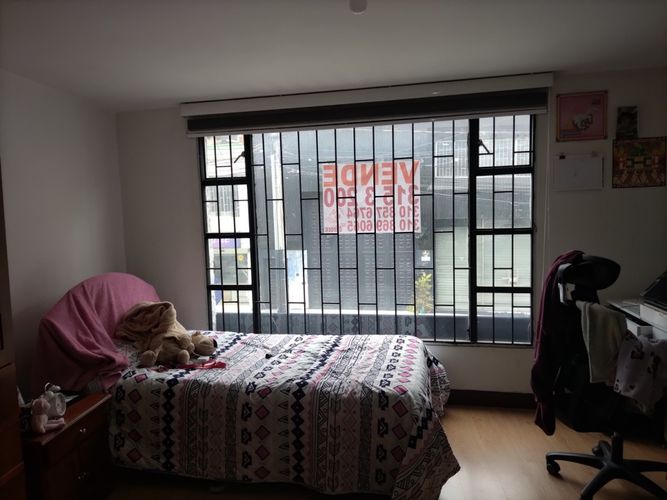 Casa de 4 alcobas en venta en Lago Gaitan, Bogotá, 251 m² · foto 4 de 16