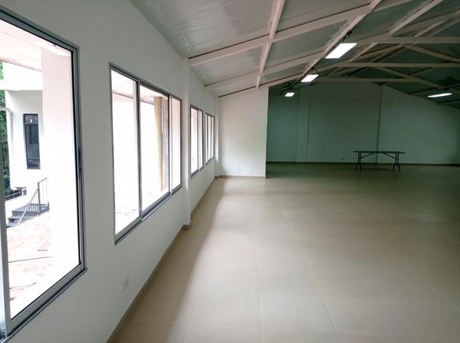 Oficina en arriendo en El Poblado, Medellín, 230 m² · foto 6 de 13