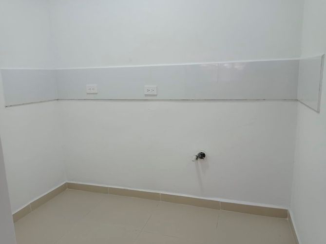 Oficina en arriendo en El Poblado, Medellín, 230 m² · foto 7 de 13