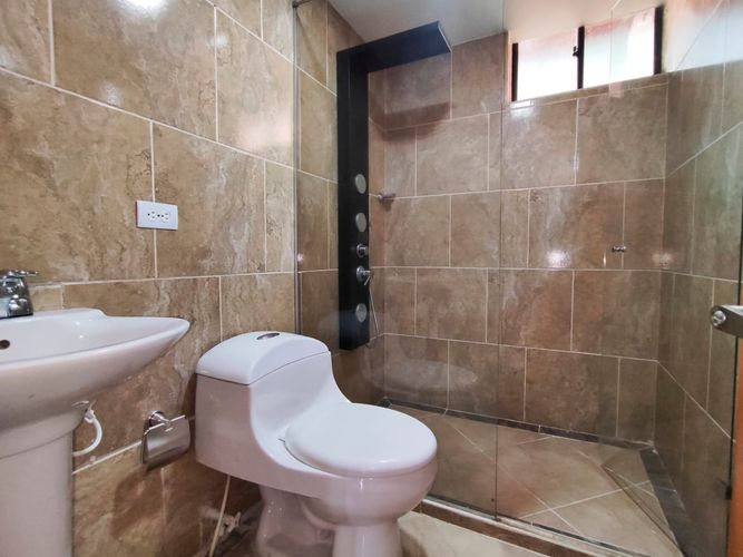 Local en arriendo en Escobero, Envigado, 350 m² · foto 15 de 16