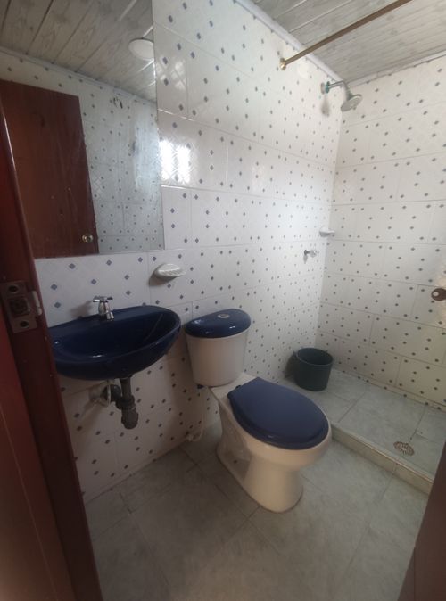Casa de 5 alcobas en venta en Ub. Class, Bogotá, 160 m² · foto 20 de 21