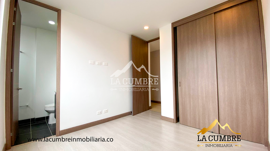 Apartamento de 3 alcobas en venta en Loma Benedictinos, Envigado, 123 m² · foto 9 de 16
