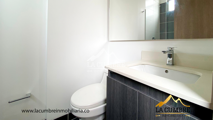 Apartamento de 3 alcobas en venta en Loma Benedictinos, Envigado, 123 m² · foto 12 de 16