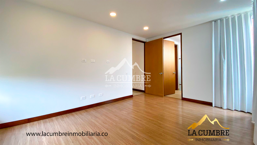 Apartamento de 2 alcobas en arriendo en Los Balsos, Medellín, 108 m² · foto 12 de 12