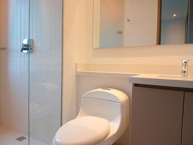 Apartamento de 2 alcobas en arriendo en El Poblado, Medellín, 104 m² · foto 14 de 17