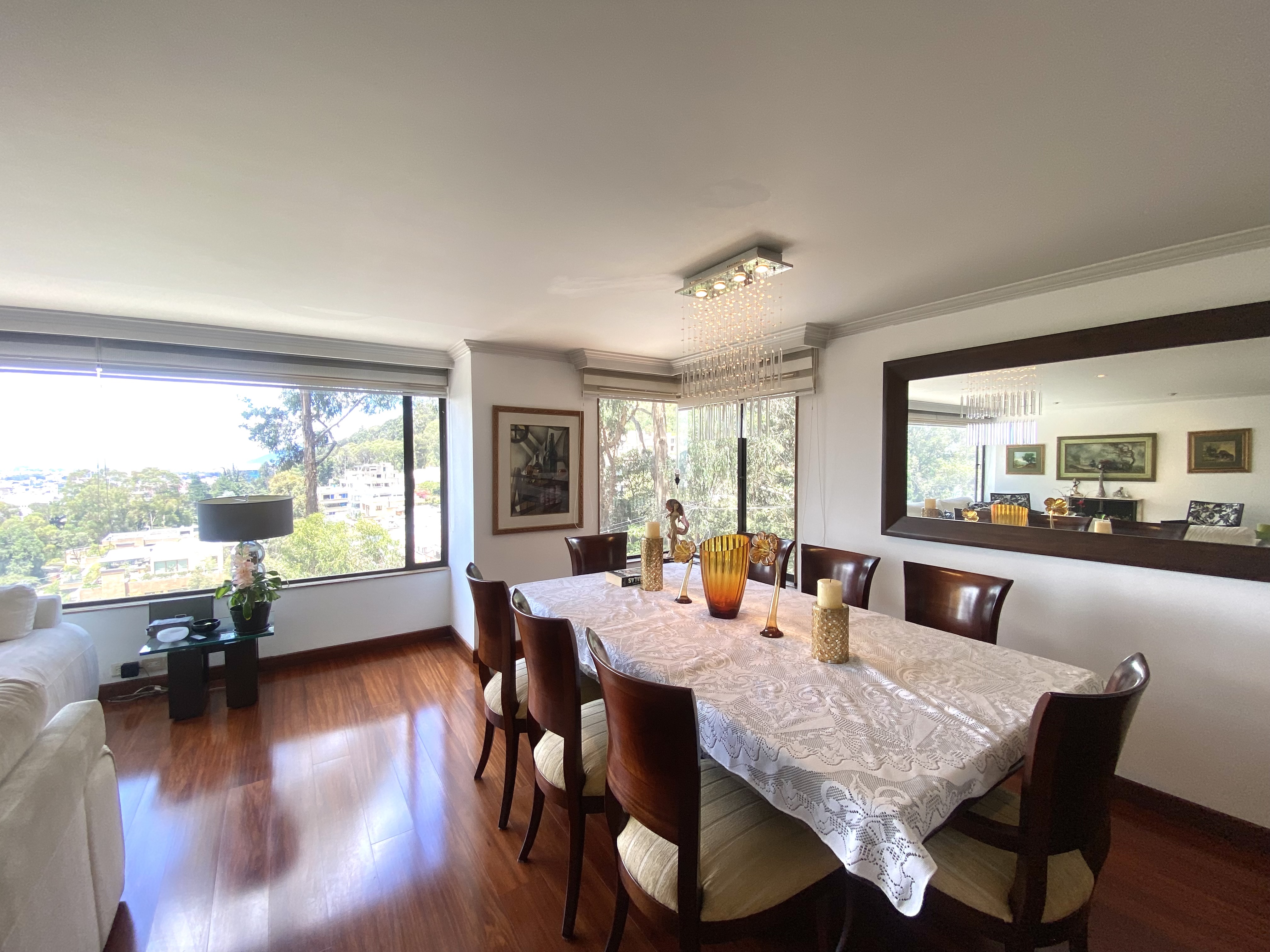 Apartamento en venta en El Refugio, Bogotá · foto 4 de 22