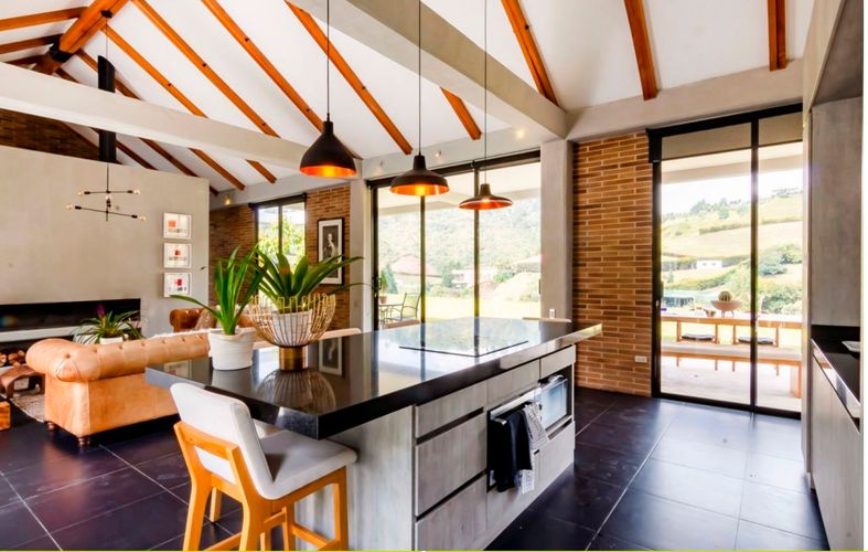 Casa de 3 alcobas en venta en Guarne, 240 m² · foto 6 de 14