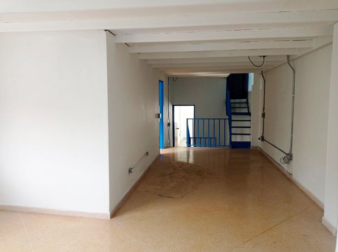 Bodega en arriendo en Cristo Rey, Medellín, 300 m² · foto 7 de 17