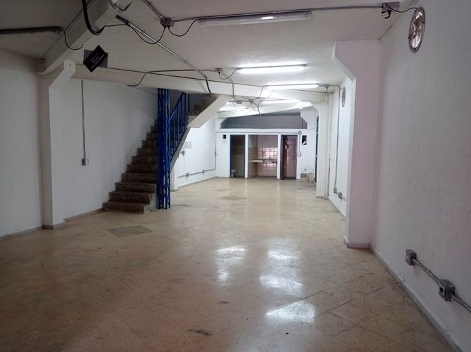 Bodega en arriendo en Cristo Rey, Medellín, 300 m² · foto 15 de 17