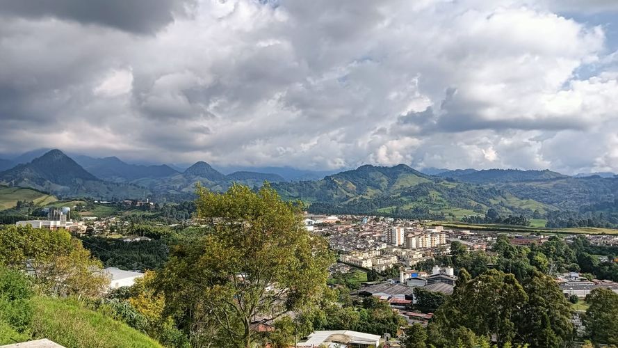 Lote en venta en Malteria, Manizales, 1000 m² · foto 9 de 13