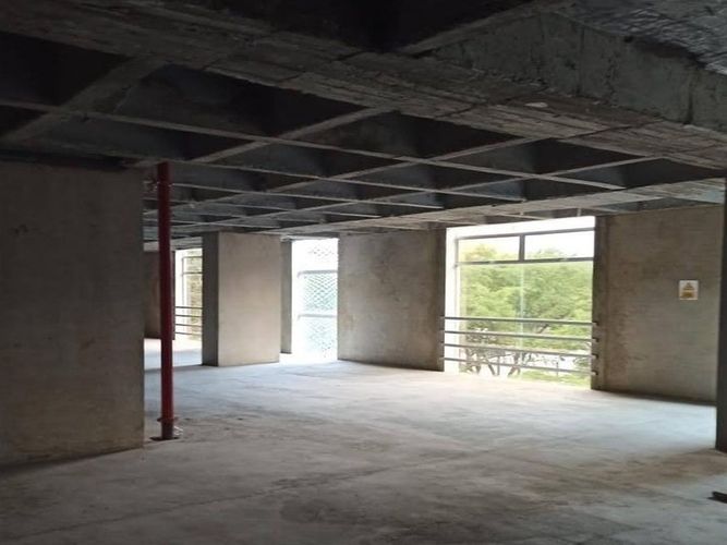 Oficina en arriendo en Conquistadores, Medellín, 1320 m² · foto 3 de 9