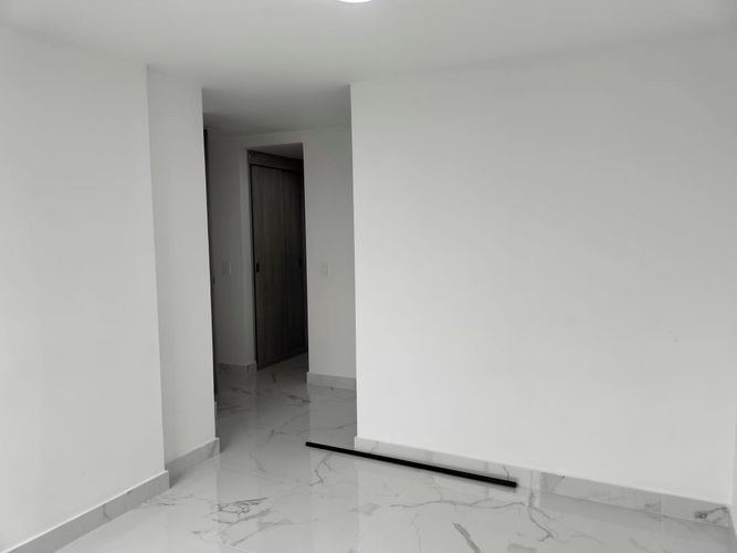 Apartamento de 2 alcobas en arriendo en Villa Santa Teresa, Envigado, 70 m² · foto 6 de 13