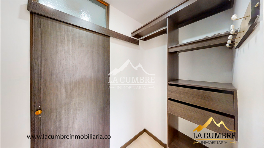 Apartamento de 3 alcobas en arriendo en Loma Del Esmeraldal, Envigado, 85 m² · foto 13 de 14