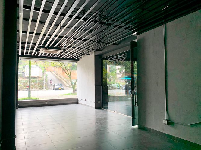 Local en arriendo en El Poblado, Medellín, 270 m² · foto 8 de 12