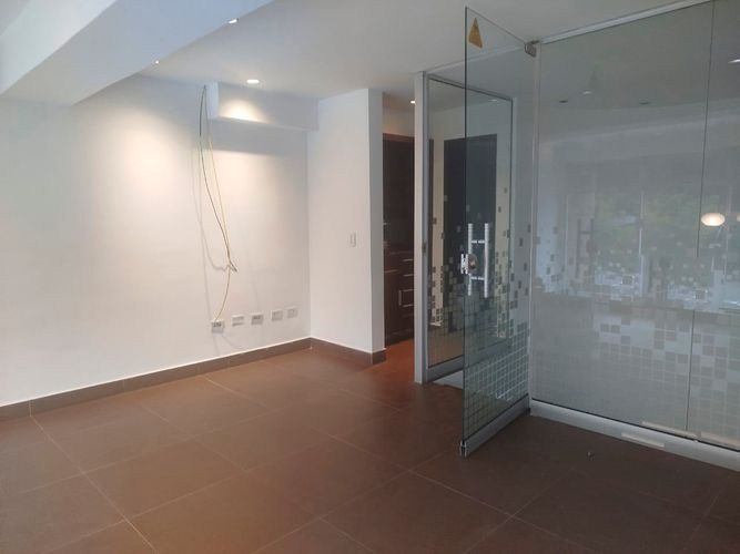 Oficina en arriendo en El Poblado, Medellín, 90 m² · foto 6 de 15