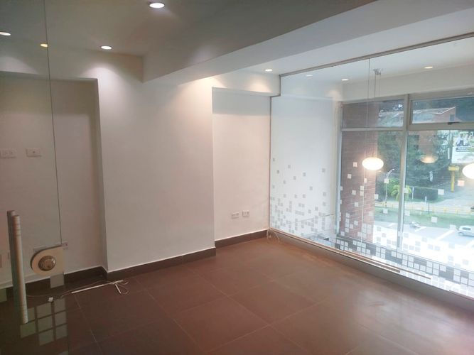 Oficina en arriendo en El Poblado, Medellín, 90 m² · foto 9 de 15