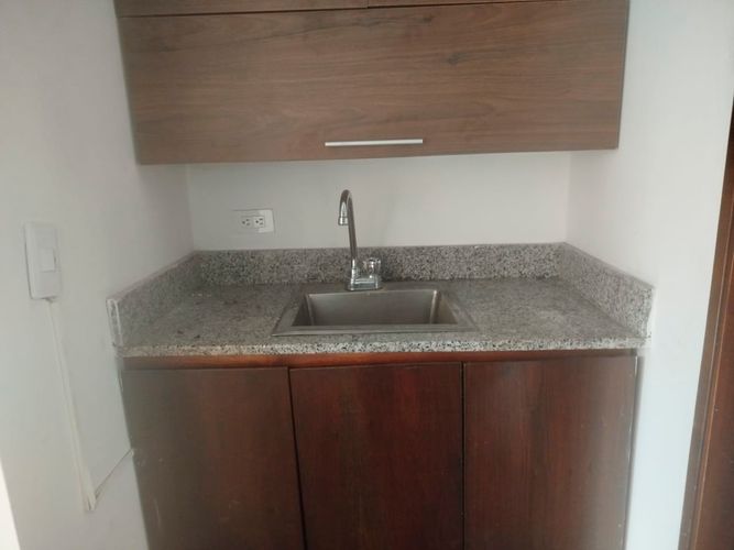 Oficina en arriendo en El Poblado, Medellín, 90 m² · foto 10 de 15