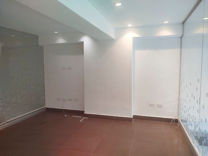 Oficina en arriendo en El Poblado, Medellín, 90 m² · foto 13 de 15
