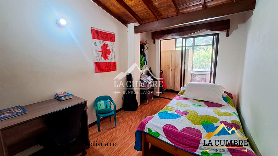 Casa de 4 alcobas en venta en Las Brujas, Envigado, 163 m² · foto 6 de 9