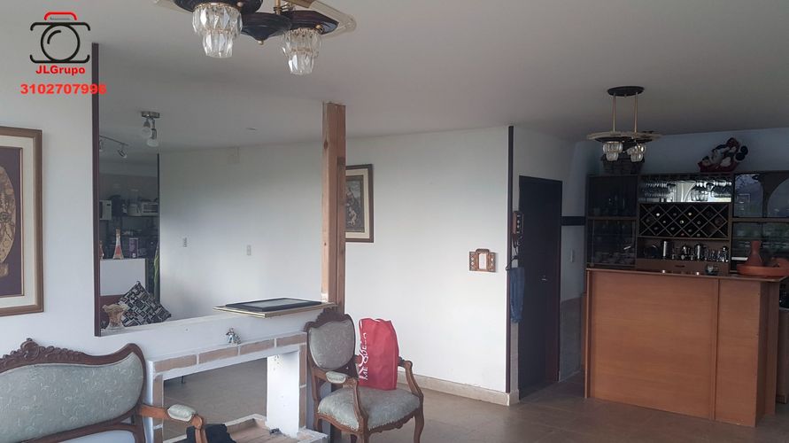 Casa de 4 alcobas en venta en Altamar, Bogotá, 180 m² · foto 10 de 21