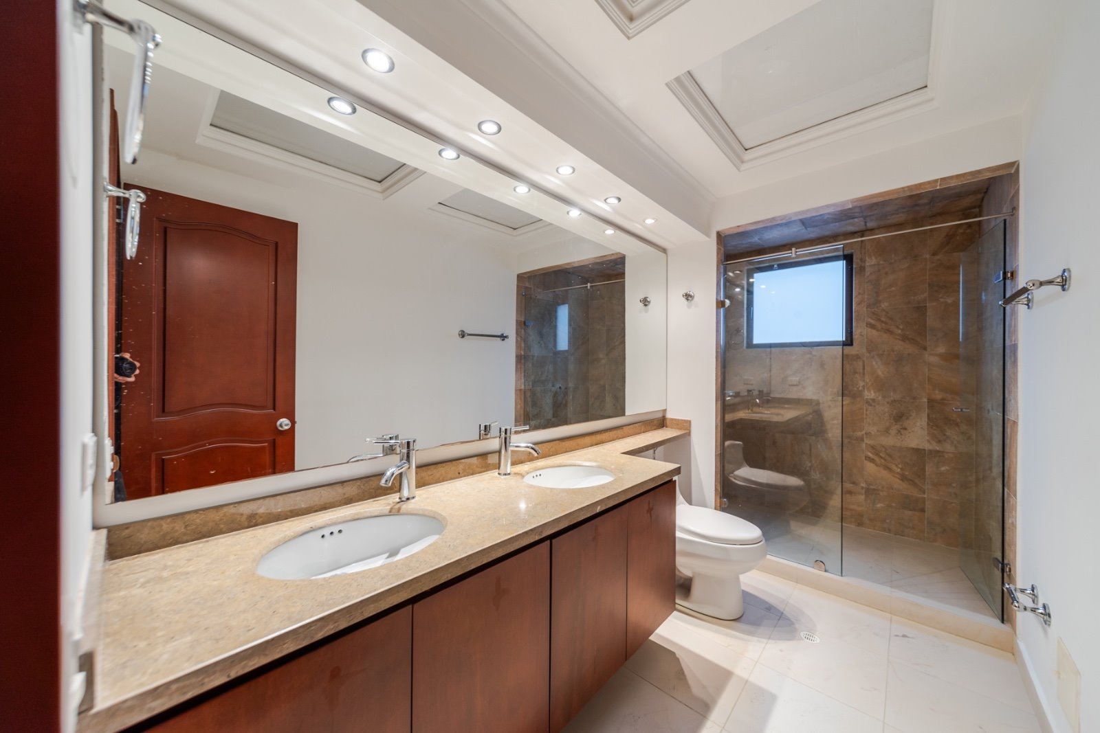 Apartamento en venta en Santa Barbara, Bogotá · foto 6 de 24