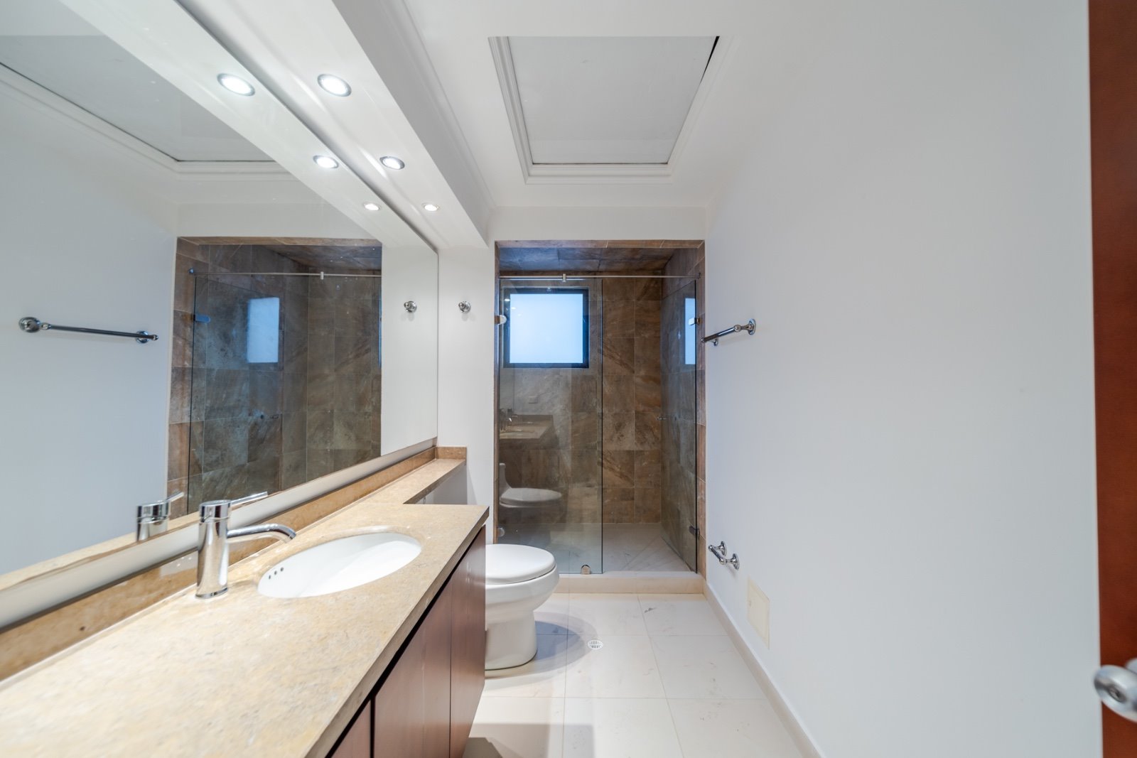Apartamento en venta en Santa Barbara, Bogotá · foto 7 de 24