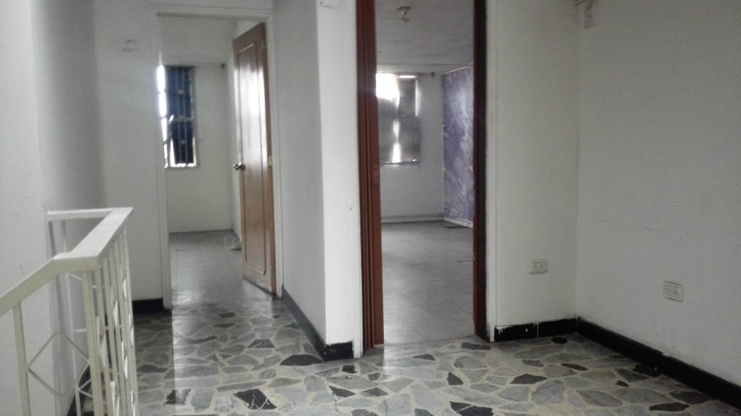 Casa en venta en Normandia, Bogotá · foto 18 de 24