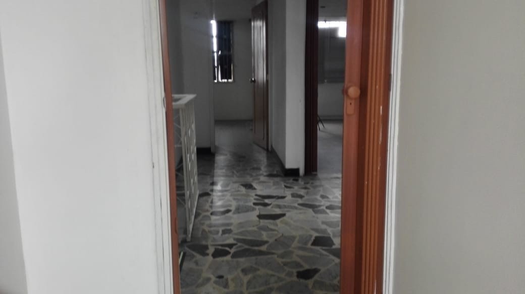 Casa en venta en Normandia, Bogotá · foto 19 de 24