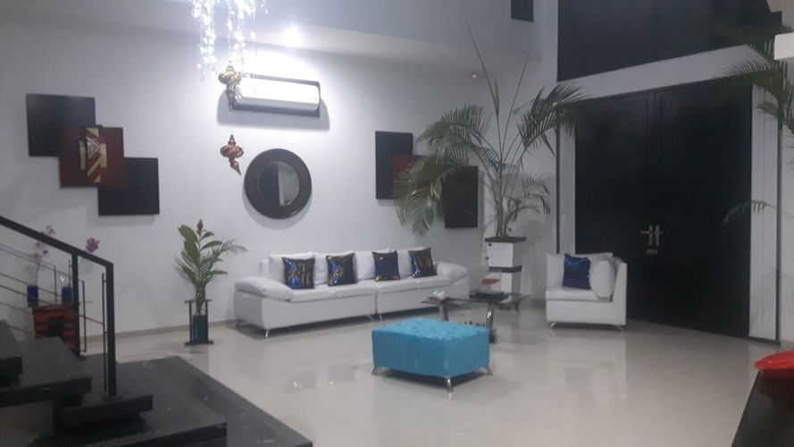 Casa de 3 alcobas en venta en Ricaurte, 550 m² · foto 2 de 24