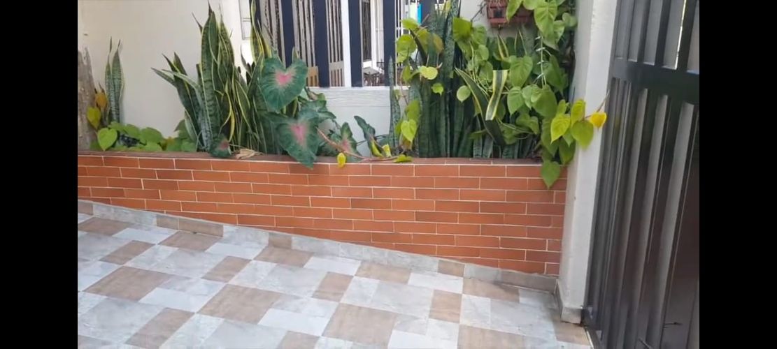 Casa de 5 alcobas en venta en Andalucia, Floridablanca, 180 m² · foto 20 de 22