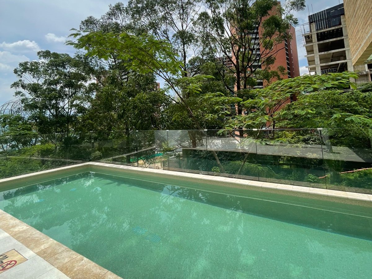 Apartamento en venta en Altos Del Poblado, Medellín · foto 21 de 24