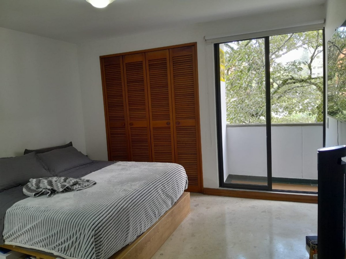 Apartamento en arriendo en Castropol, Medellín · foto 7 de 16