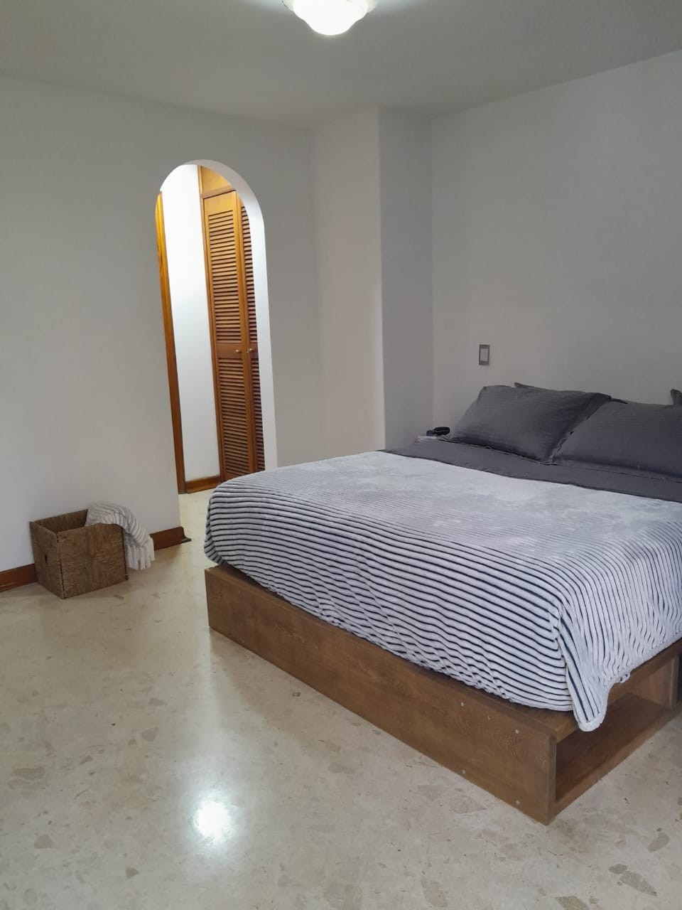 Apartamento en arriendo en Castropol, Medellín · foto 8 de 16