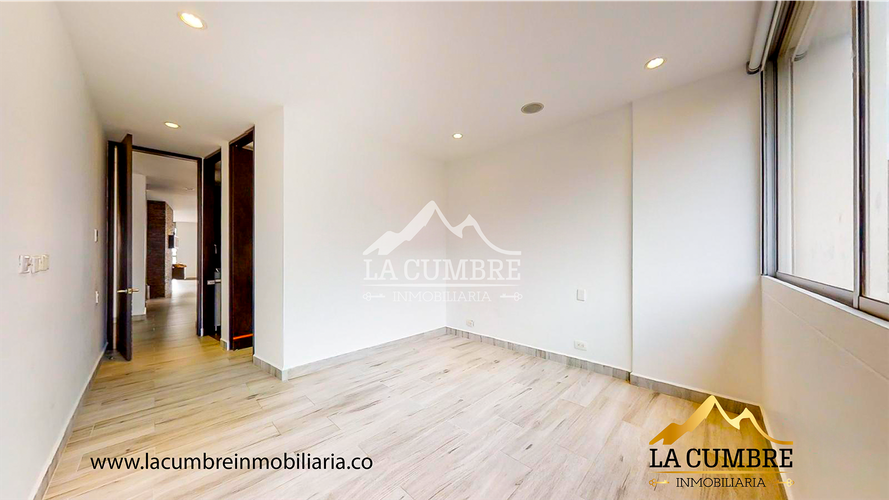 Apartamento de 3 alcobas en venta en Castropol, Medellín, 268 m² · foto 13 de 14