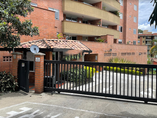Apartamento de 5 alcobas en venta en Escobero, Envigado, 290 m² · foto 23 de 23