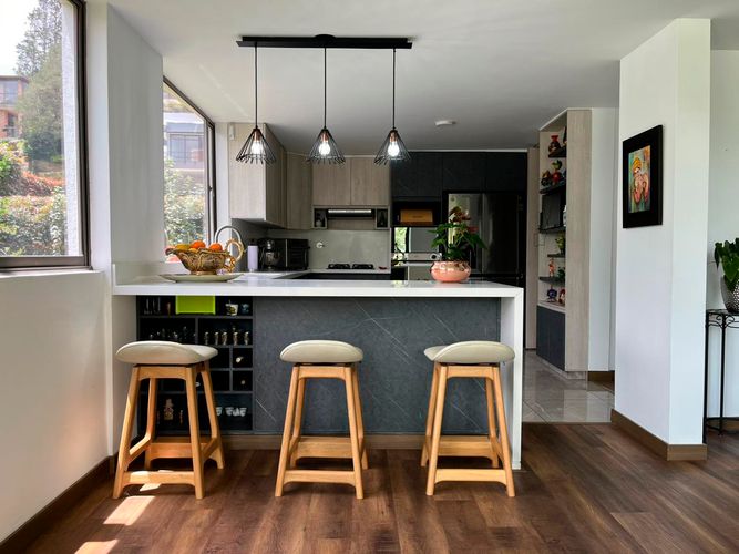 Casa de 3 alcobas en venta en Loma Del Chocho, Envigado, 325 m² · foto 6 de 20