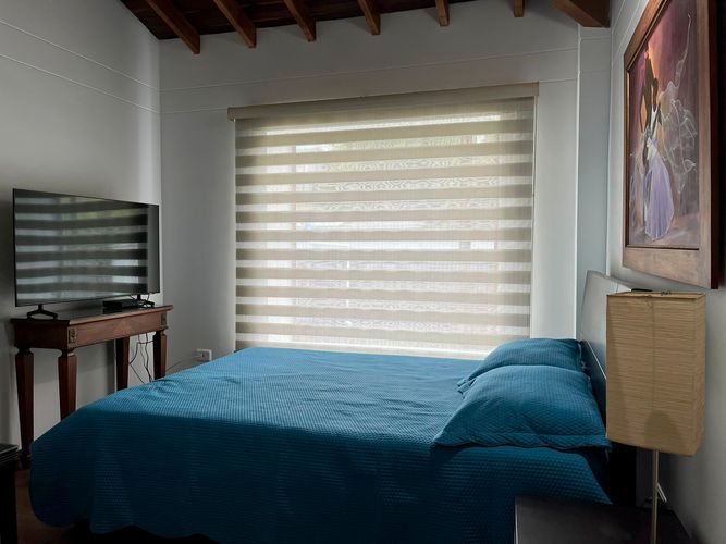Casa de 3 alcobas en venta en Loma Del Chocho, Envigado, 325 m² · foto 14 de 20