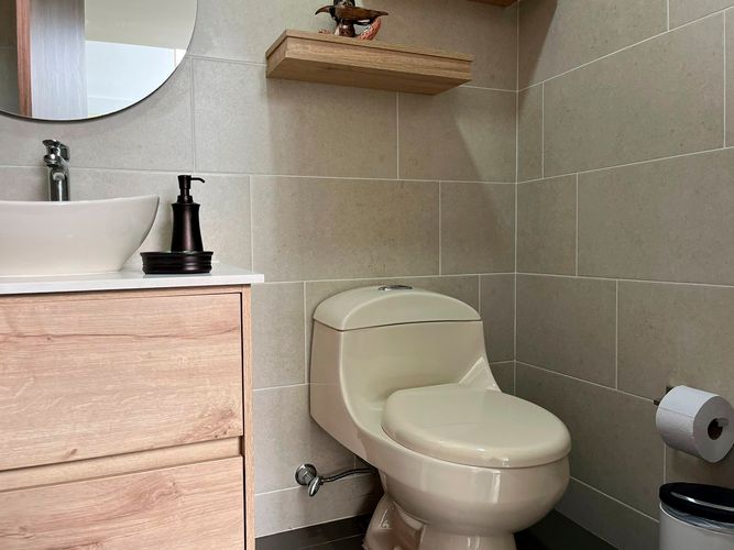 Casa de 3 alcobas en venta en Loma Del Chocho, Envigado, 325 m² · foto 17 de 20