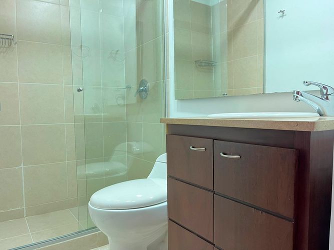 Casa de 4 alcobas en arriendo en Urbanización Las Cumbres, Envigado, 240 m² · foto 18 de 20