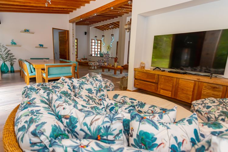 Casa de 3 alcobas en venta en El Tambo, La Ceja, 430 m² · foto 9 de 18