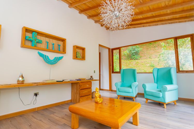 Casa de 3 alcobas en venta en El Tambo, La Ceja, 430 m² · foto 10 de 18