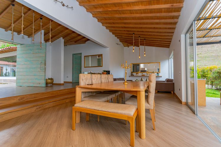 Casa de 6 alcobas en venta en El Tambo, La Ceja, 430 m² · foto 6 de 12
