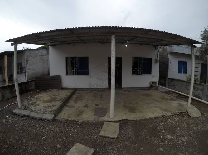 Casa en venta en El Eden, Montería · foto 2 de 15