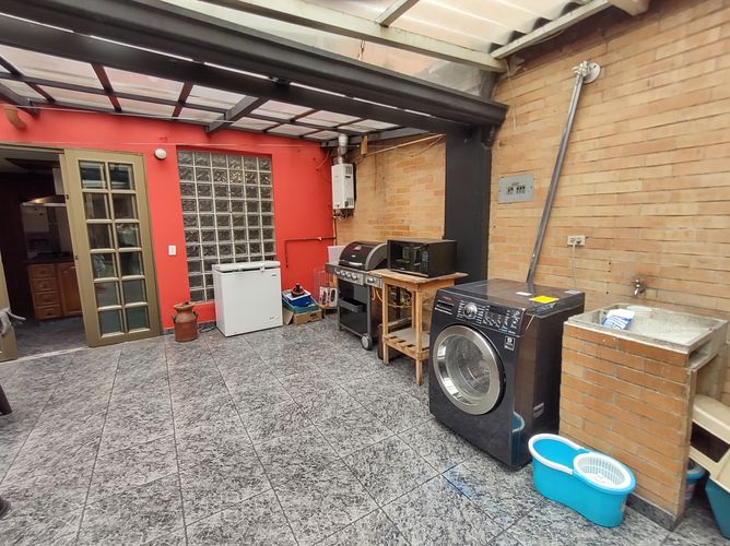 Casa de 4 alcobas en venta en Normandia Occidental, Bogotá, 353 m² · foto 18 de 24