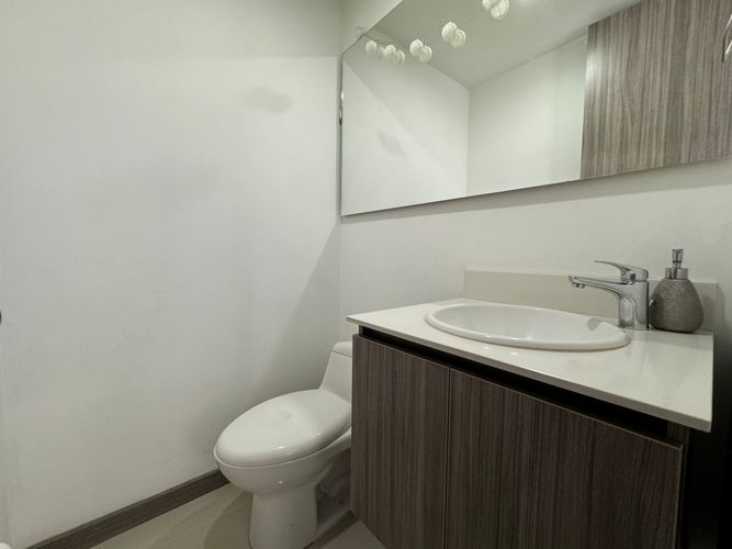Apartamento de 3 alcobas en venta en Villa Carlota, Medellín, 121 m² · foto 5 de 11