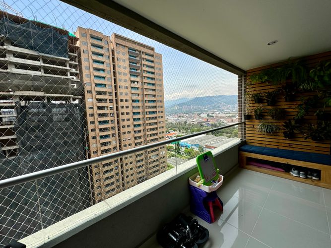 Apartamento de 3 alcobas en venta en Villa Carlota, Medellín, 121 m² · foto 11 de 11