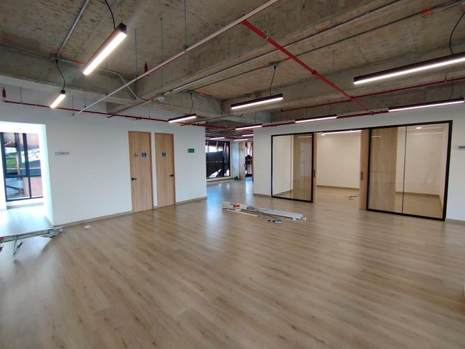 Oficina en arriendo en El Poblado, Medellín, 220 m² · foto 15 de 15