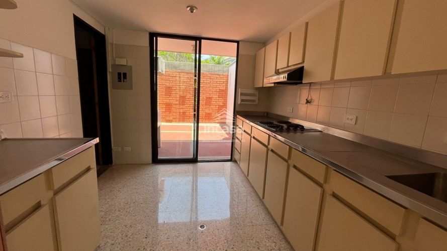 Oficina en arriendo en San Fernando Viejo, Cali, 155 m² · foto 4 de 13