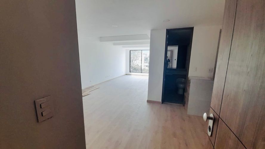 Apartamento en venta en Quinta Paredes, Bogotá · foto 18 de 24