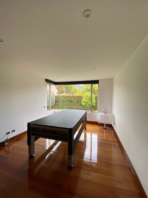 Casa de 5 alcobas en venta en Guaymaral, Bogotá, 385 m² · foto 10 de 24